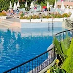 Clover Magic Park 3* سيدي