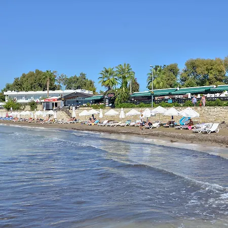 Clover Magic Park Отель 3*