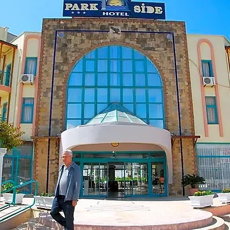 Clover Magic Park Hotell