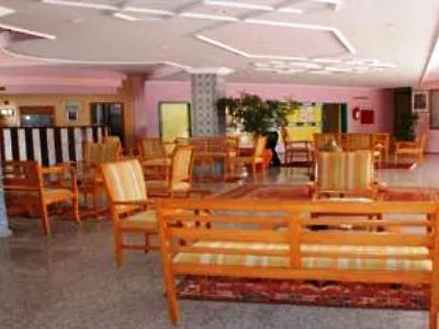 Hotel Clover Magic Park