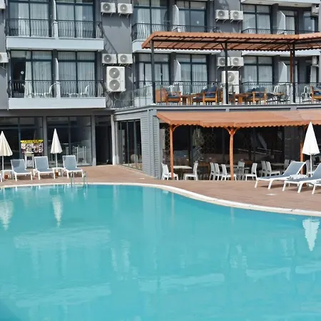 Otel Clover Magic Park