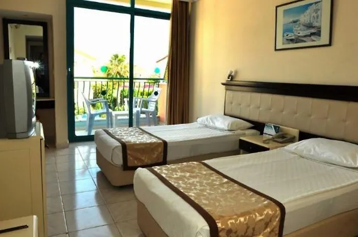 Clover Magic Park Otel