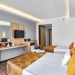Clover Magic Park 3* Σιντέ