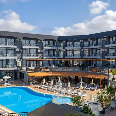 Clover Magic Park Ξενοδοχείο 4*