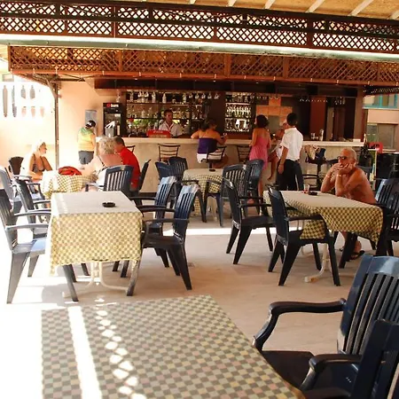 Ξενοδοχείο Clover Magic Park 4*