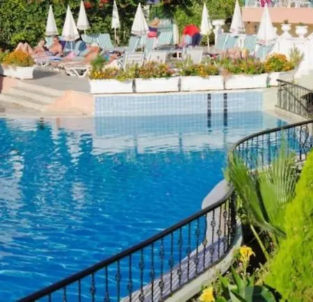 Clover Magic Park 3* סייד